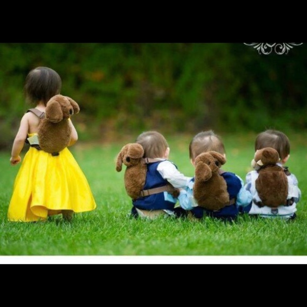 👧🏻👦🏻👦🏻👦🏻